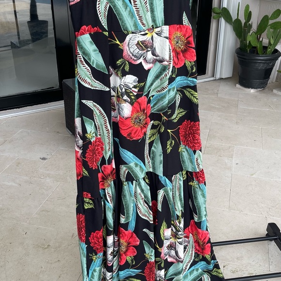 Floral dress - Picture 3 of 3